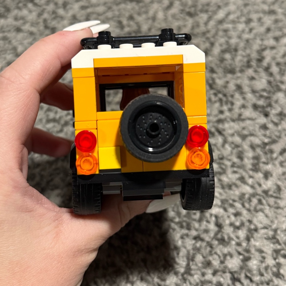 Land Rover Lego set - Picture 5 of 6